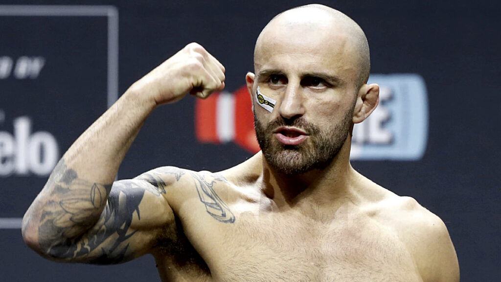 Alexander Volkanovski daagt Movsar Evloev uit: ‘Je houdt me niet tegen’ Alexander Volkanovski daagt Movsar Evloev uit: 'Je houdt me niet tegen'
