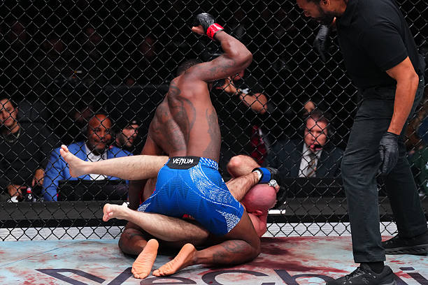 Terrance McKinney verslaat Kyle Nelson met knock-out in 24 seconden bij UFC Seattle